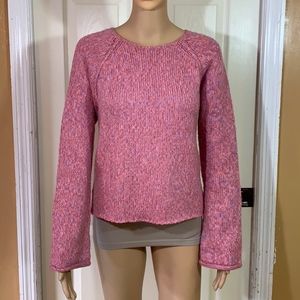 Pink knit sweater long wide sleeves cropped